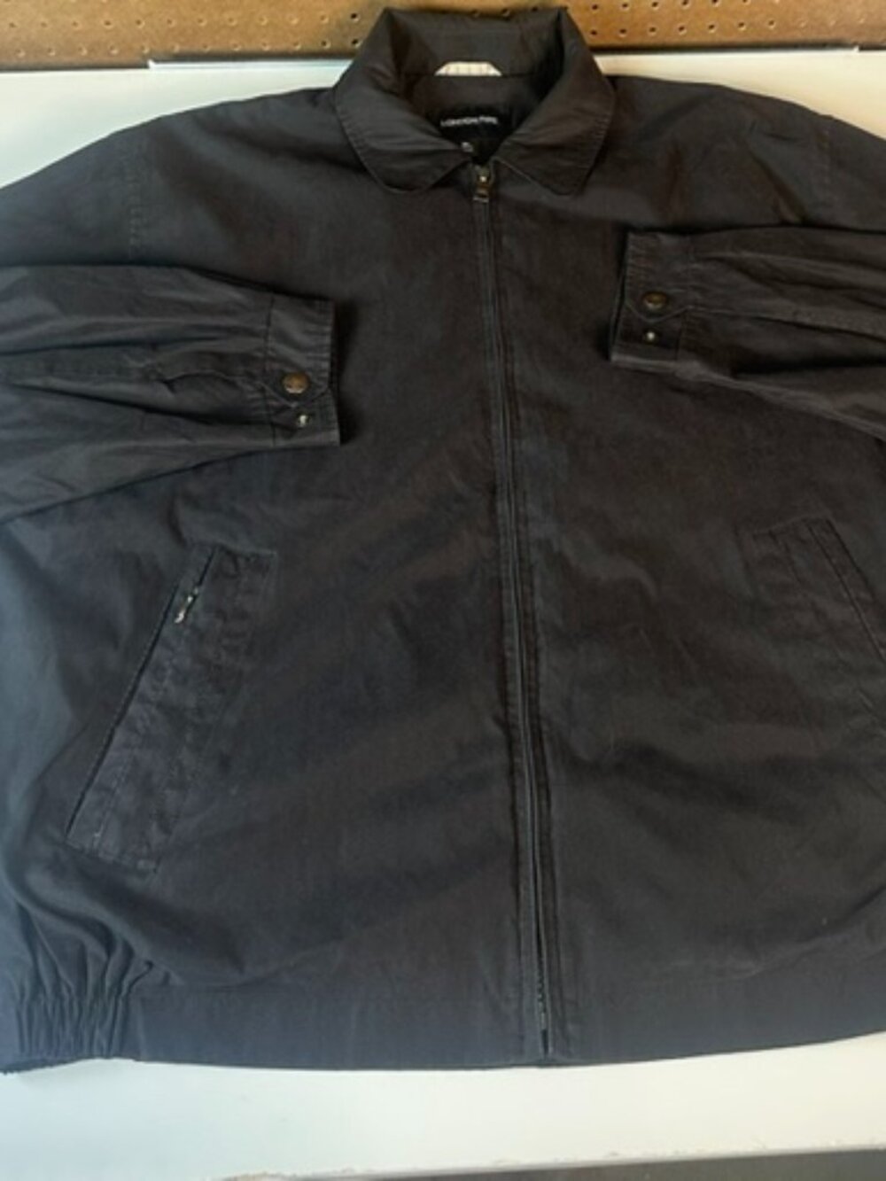 London Fog Men’s Size XL Black Zip-Up Jacket Mesh Lining Zip Pockets Vented